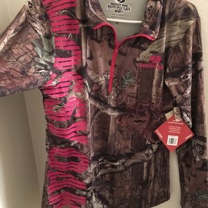 Long sleeve camp top